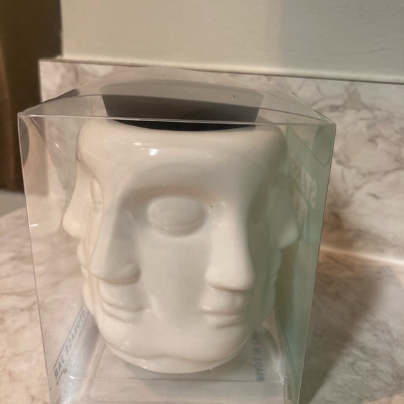 Storage Jar - Picture 4 of 8